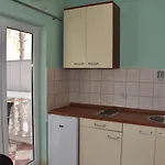 Apartment Beachfront - Vali *