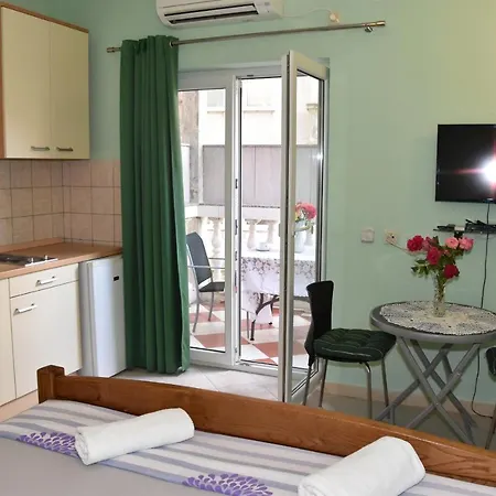 Appartement Beachfront - Vali