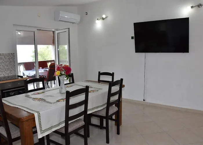 Apartman Beachfront - Vali Tkon