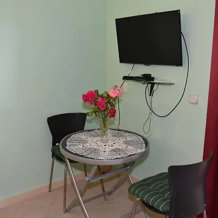 Apartment Beachfront - Vali *