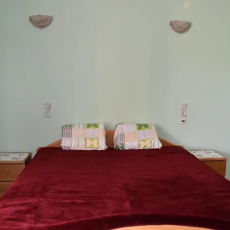 Apartment Beachfront - Vali Tkon