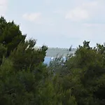 Beachfront - Vali Tkon