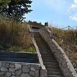 Beachfront - Vali Tkon